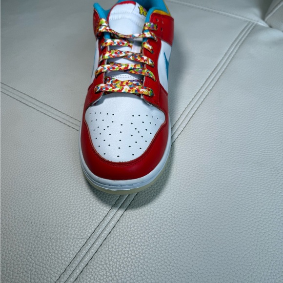 Nike Dunk Low QS LeBron James Fruity Pebbles - Picture 7 of 9